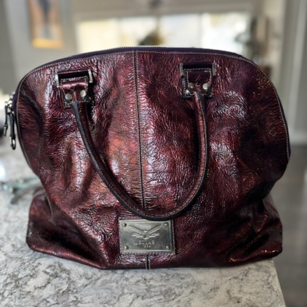 Guia's Leather Purse